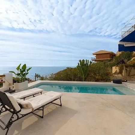 Gorgeous Stunning View With Pool * Carrer del Mar