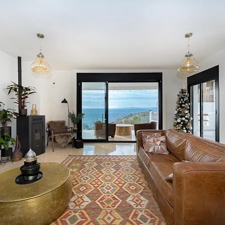 Apartment Gorgeous Stunning View With Pool Carrer del Mar