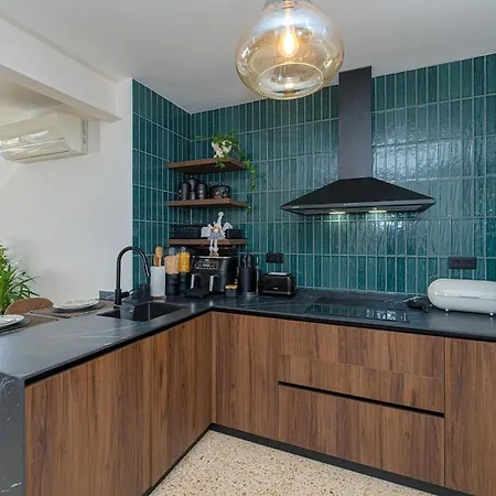 Gorgeous Stunning View With Pool * Carrer del Mar