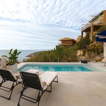 Апартаменты Gorgeous Stunning View With Pool *